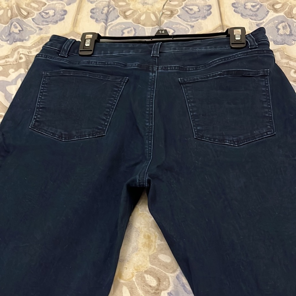 Talbots Simply Flattering 5-pocket jeans - Picture 2 of 2
